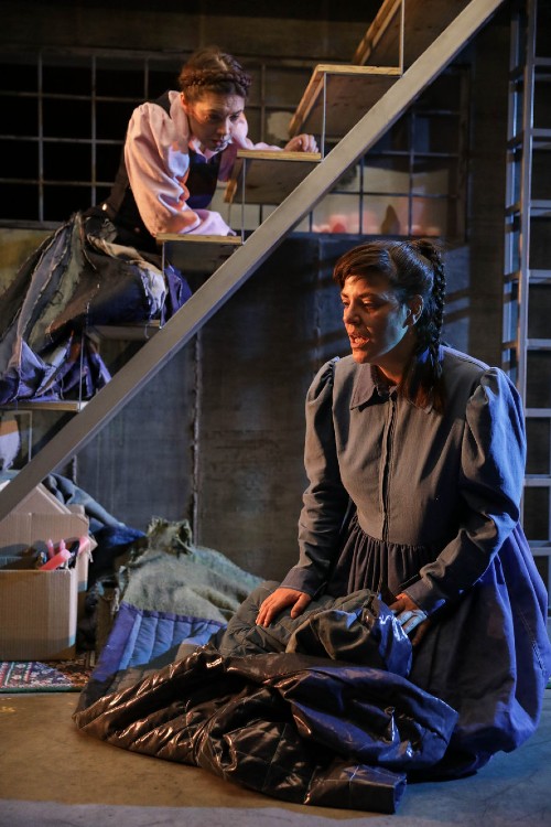 Las manos de Eduviges al nacer